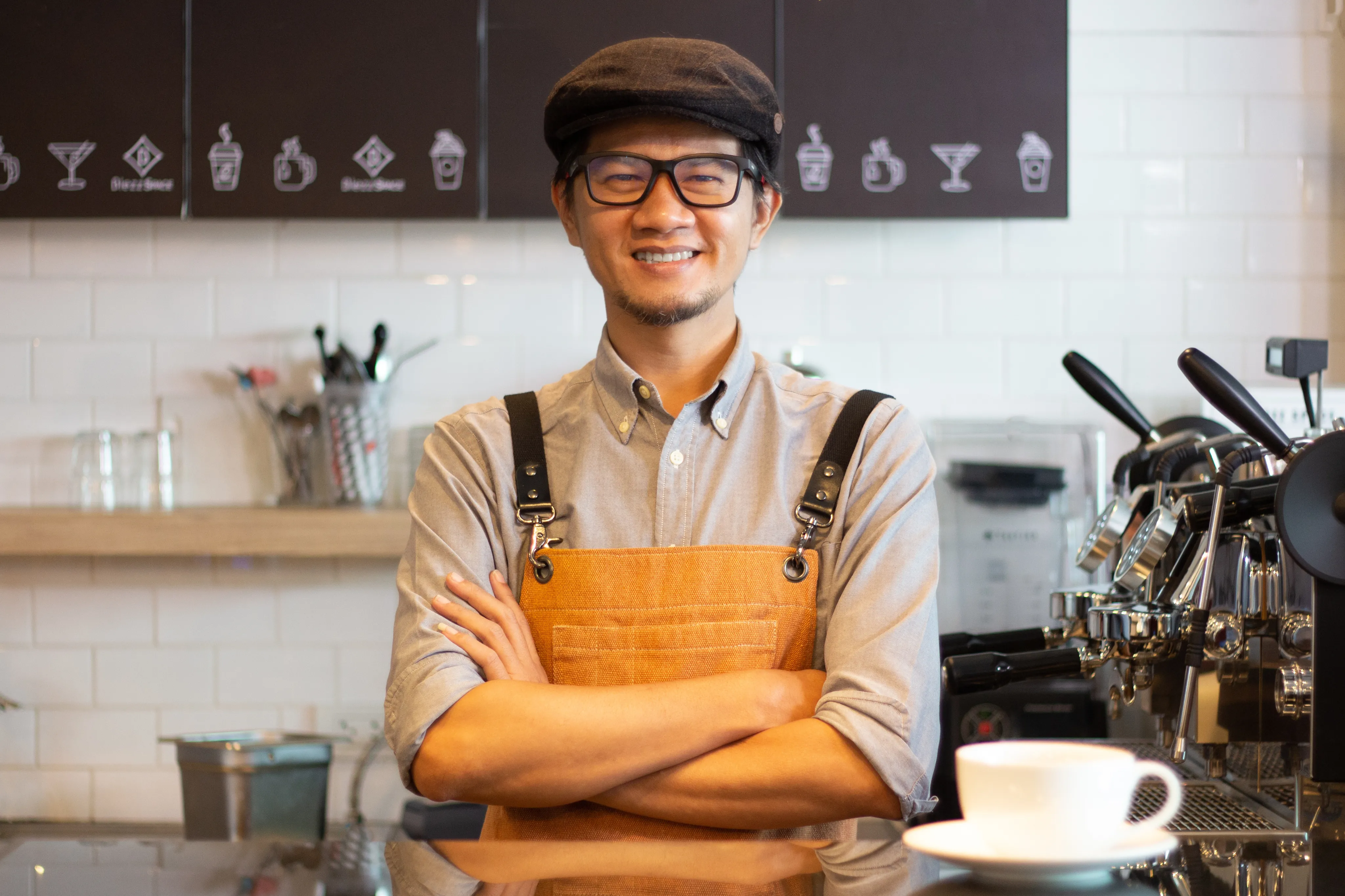 小売業 / 問い合わせ対応の一次返信